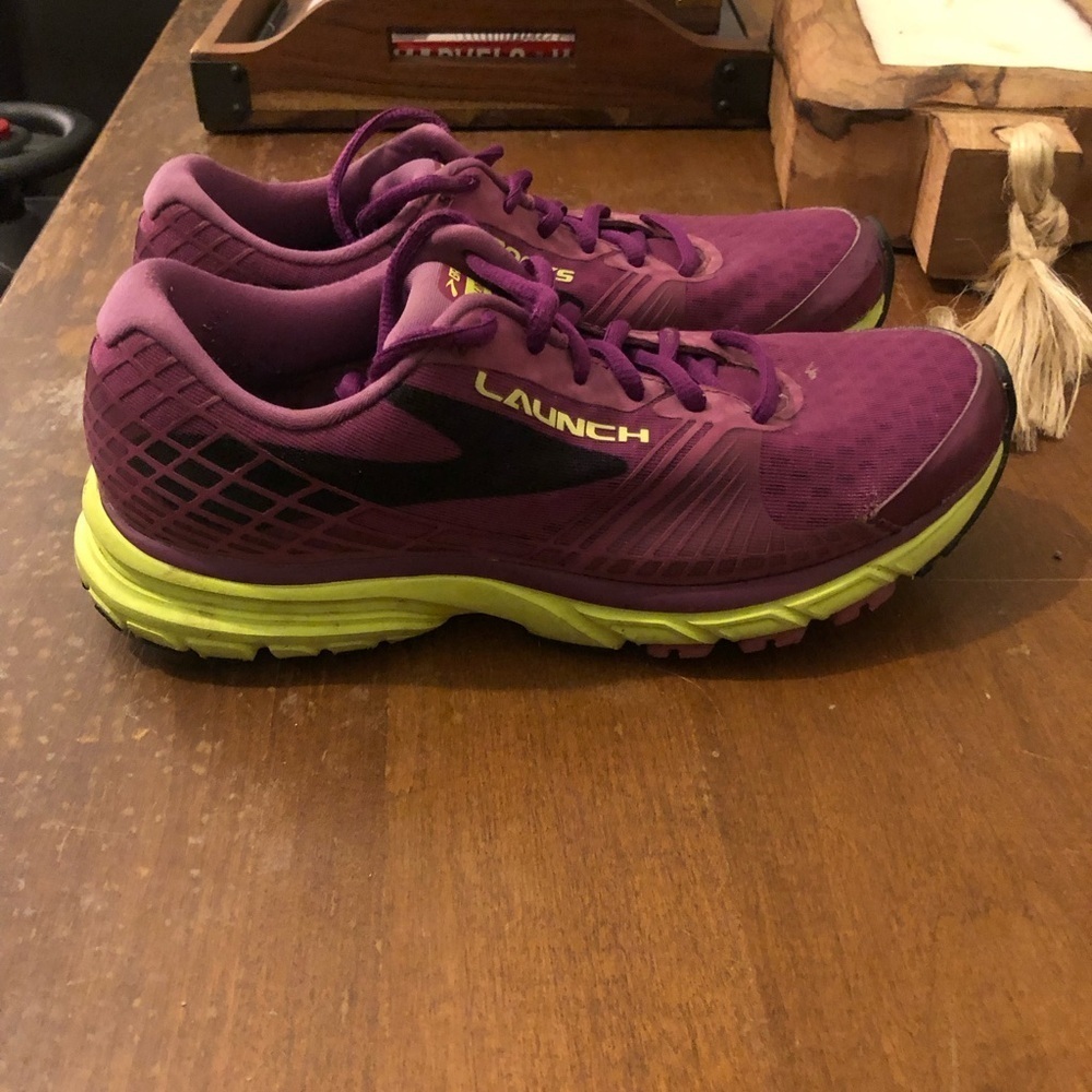Brooks Launch 3 Women's Purple Running Shoes - Picture 3 of 12